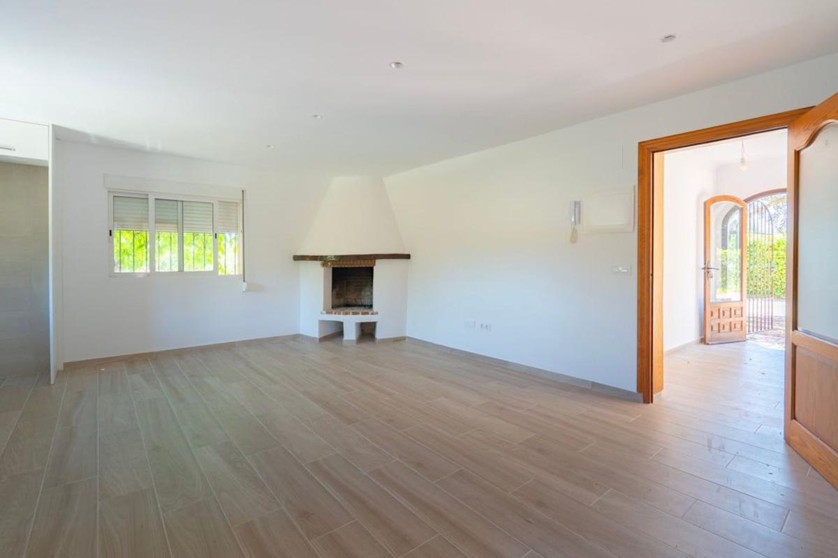 Properties for sale and rent in Spain photo 5