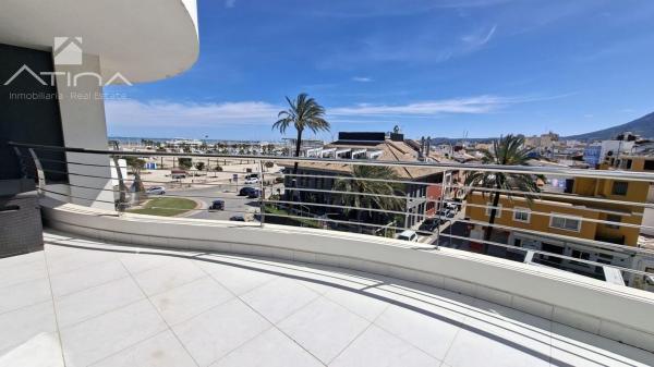 Продажа квартиры на Piso en Plaza Benidorm, El Puerto, Denia, Дения
thumbnail 2
