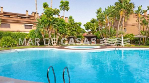Chalet adosado en Calle Sant Antoni, Centro, San Juan de Alicante thumbnail 3