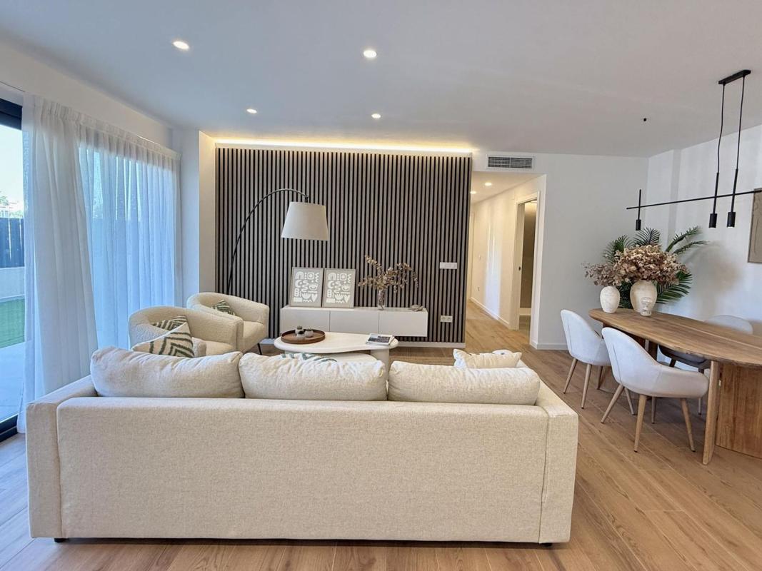Venta de piso en Piso en Avenida Músico Maestro Antonio Climent, Nou Nazaret - Frank Espinós, San Juan de Alicante, San Juan de Alicante
photo 4