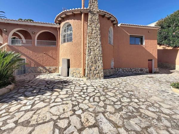 Chalet independiente en venta en Casa o chalet en Calle Adelfas, 13 b, Cumbre del Sol, Benitachell, Benitachell
photo 1