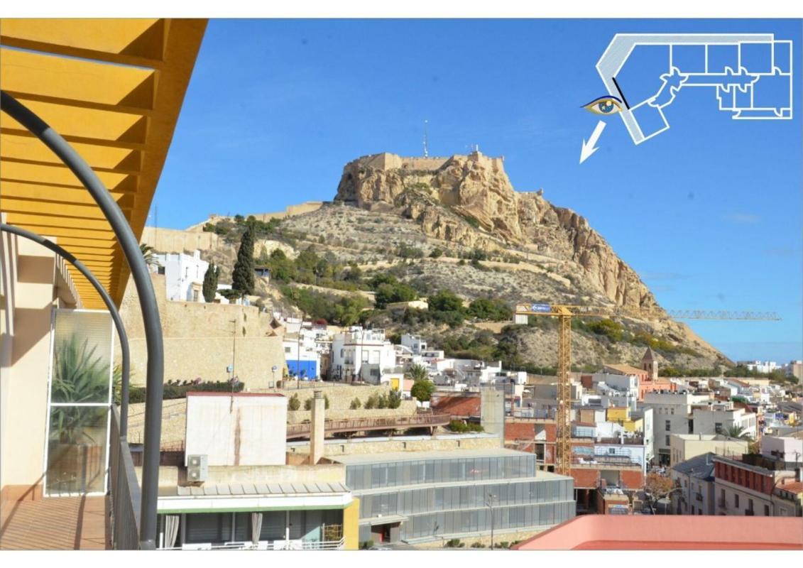 Penthouse sale in Ático en Calle Zaragoza, Casco Histórico-Santa Cruz, Alicante / Alacant, Alicante photo 1