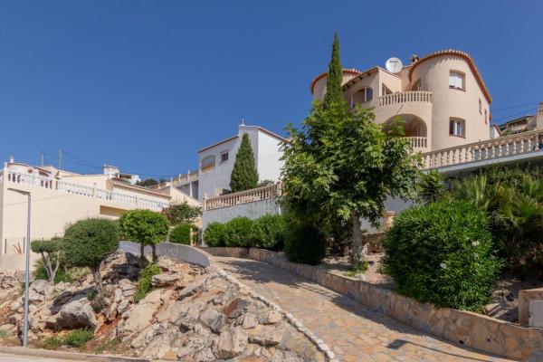 Casa o chalet independiente en Calle Sirio, Sanet y Negrals thumbnail 3