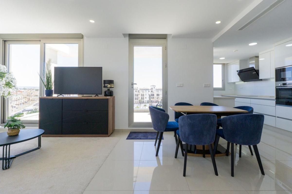 Penthouse sale in Ático en Calle Rubí, La Regia, Orihuela, Orihuela photo 3