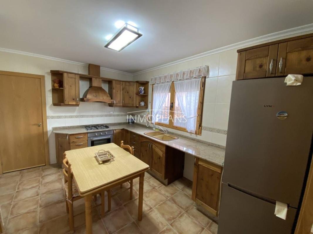 Недвижимость на продажу и в аренду в Испании photo 4