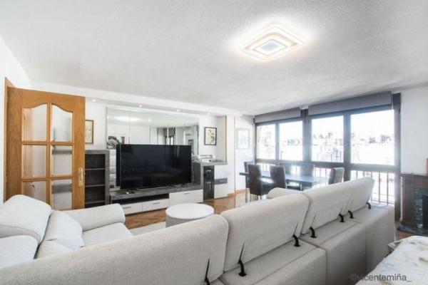 Venta de piso en Piso en Casco Histórico-Santa Cruz, Alicante / Alacant, Alicante / Alacant
thumbnail 2
