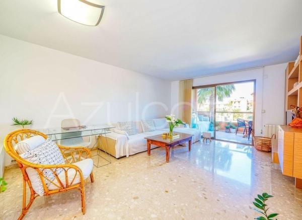 Sale of flat in Piso en Calle Madre Teresa de Calcuta, Vistahermosa, Alicante / Alacant, Alicante
 photo 4