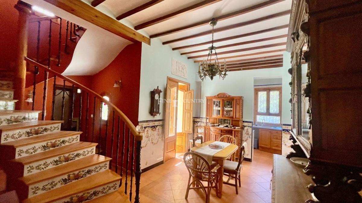 Properties for sale and rent in Spain photo 3