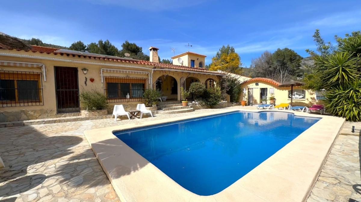 Продажа отдельного шале в Casa o chalet en Castell de Castells, Кастель де Кастельс photo 5