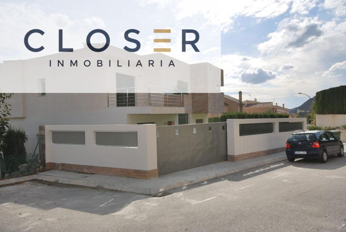 Properties for sale and rent in Spain photo 5
