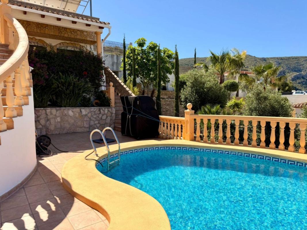 Properties for sale and rent in Spain photo 5