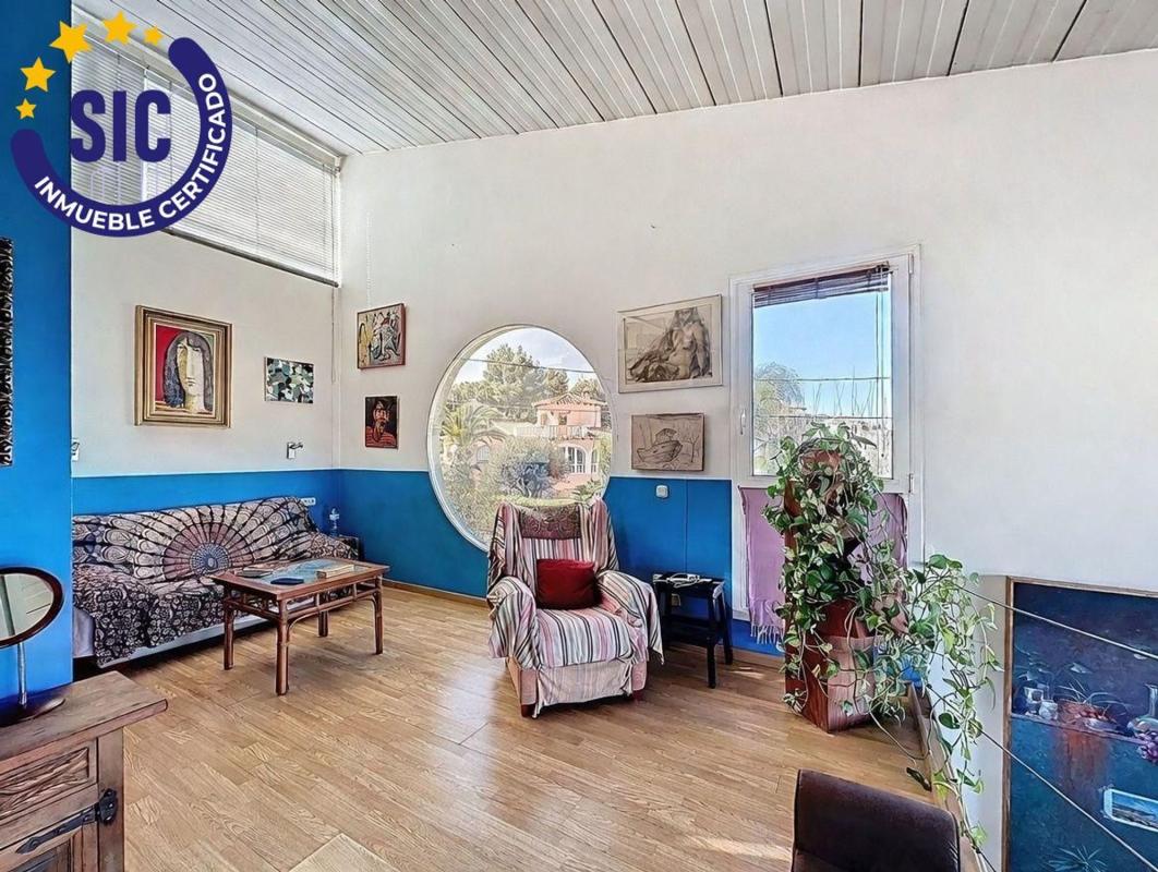 Properties for sale and rent in Spain photo 2