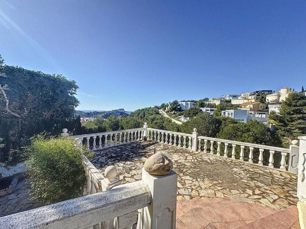 Properties for sale and rent in Spain photo 4