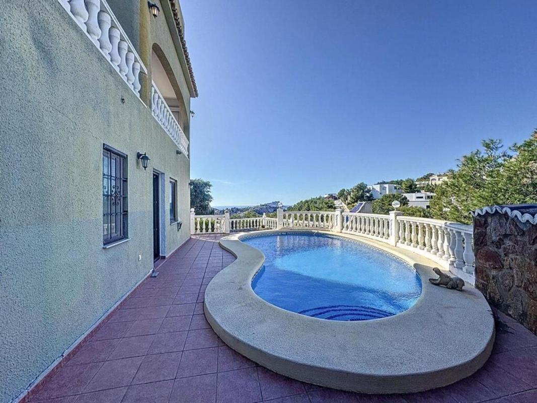 Properties for sale and rent in Spain photo 5