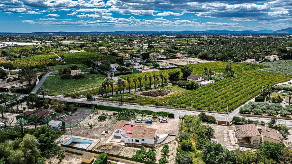 Propiedades en venta y alquiler en España photo 2