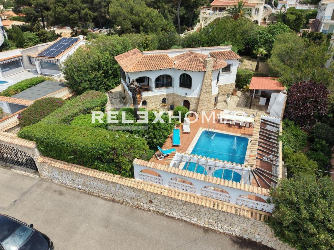 Недвижимость на продажу и в аренду в Испании photo 1