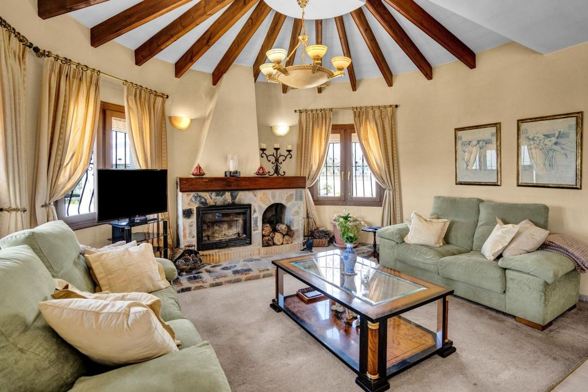 Properties for sale and rent in Spain photo 5