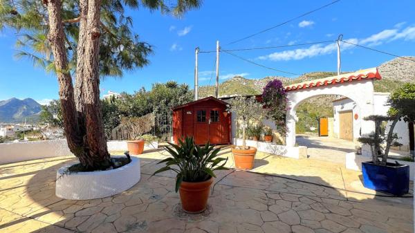 Chalet independiente en venta en Casa o chalet en Sanet y Negrals, Sanet y Negrals photo 1