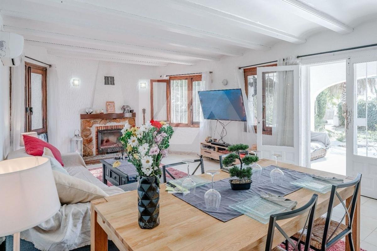 Properties for sale and rent in Spain photo 5