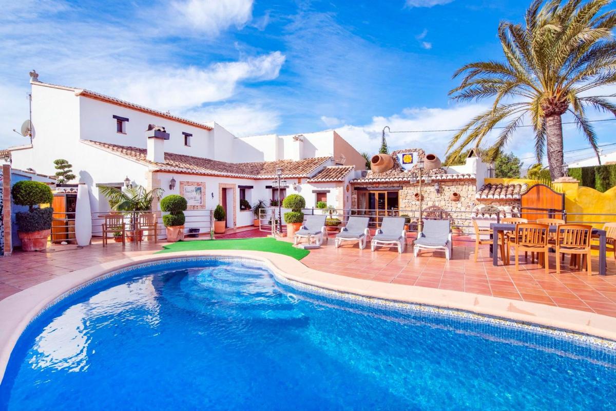 Propiedades en venta y alquiler en España photo 2