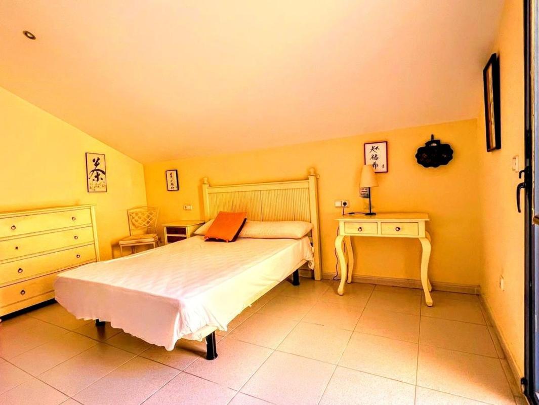 Sale of apartment in Piso en Les Bassetes-El Marjal, Denia, Denia
photo 5