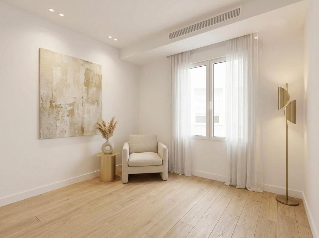 Продажа квартиры на Piso en Calle Pintor Cabrera, Ensanche-Diputación, Alicante / Alacant, Аликанте / Алакант
 photo 5