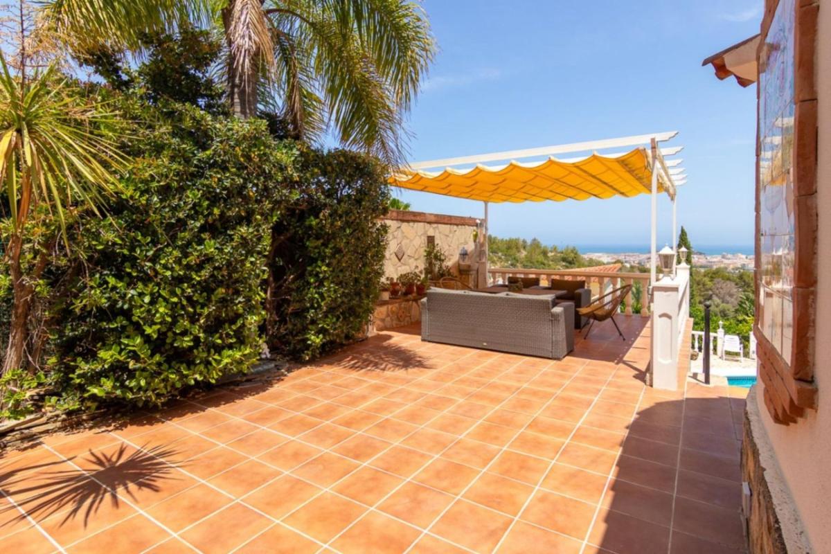 Properties for sale and rent in Spain photo 5