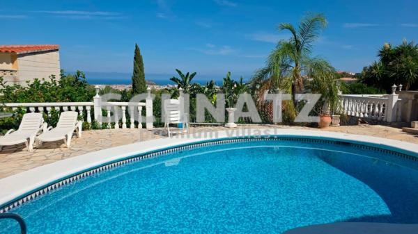 Chalet independiente en venta en Casa o chalet en Centro Urbano, Denia, Denia
thumbnail 2