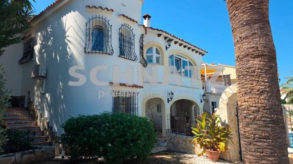 Chalet independiente en venta en Casa o chalet en Centro Urbano, Denia, Denia
 photo 4