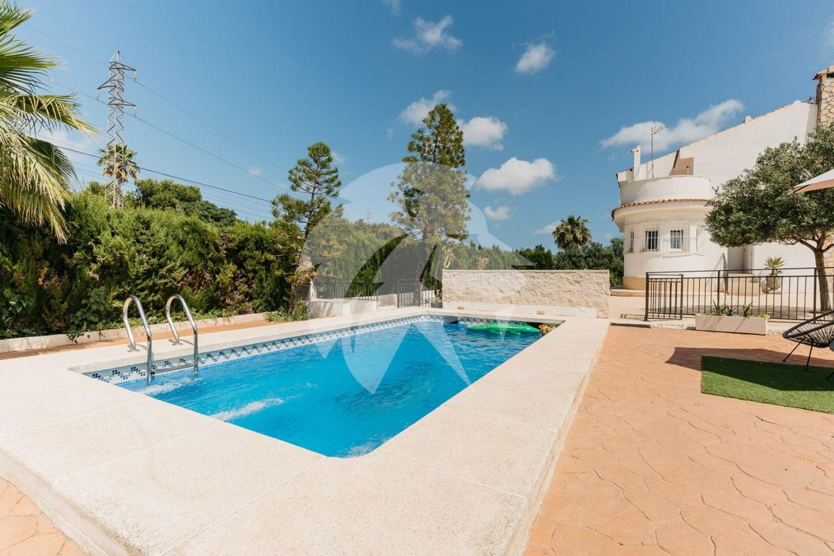 Propiedades en venta y alquiler en España photo 2