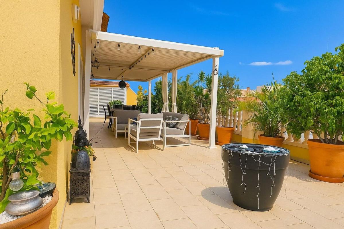 Penthouse sale in Ático en La Pedrera-Vessanes, Denia, Denia photo 2
