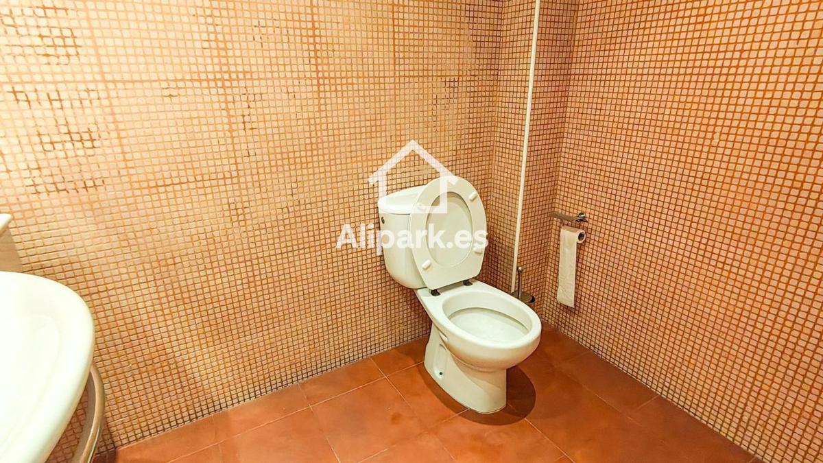 Sale of apartment in Piso en Avenida del Doctor Gadea, Ensanche-Diputación, Alicante / Alacant, Alicante
photo 5