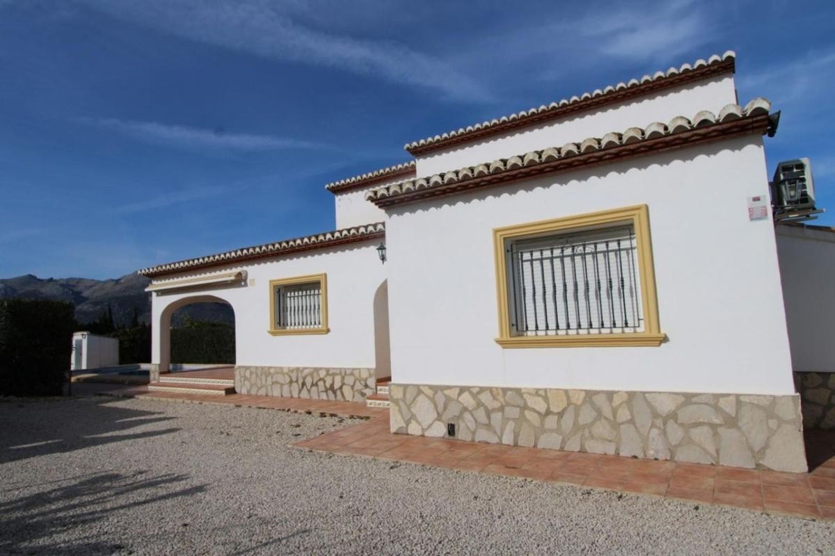 Propiedades en venta y alquiler en España photo 2