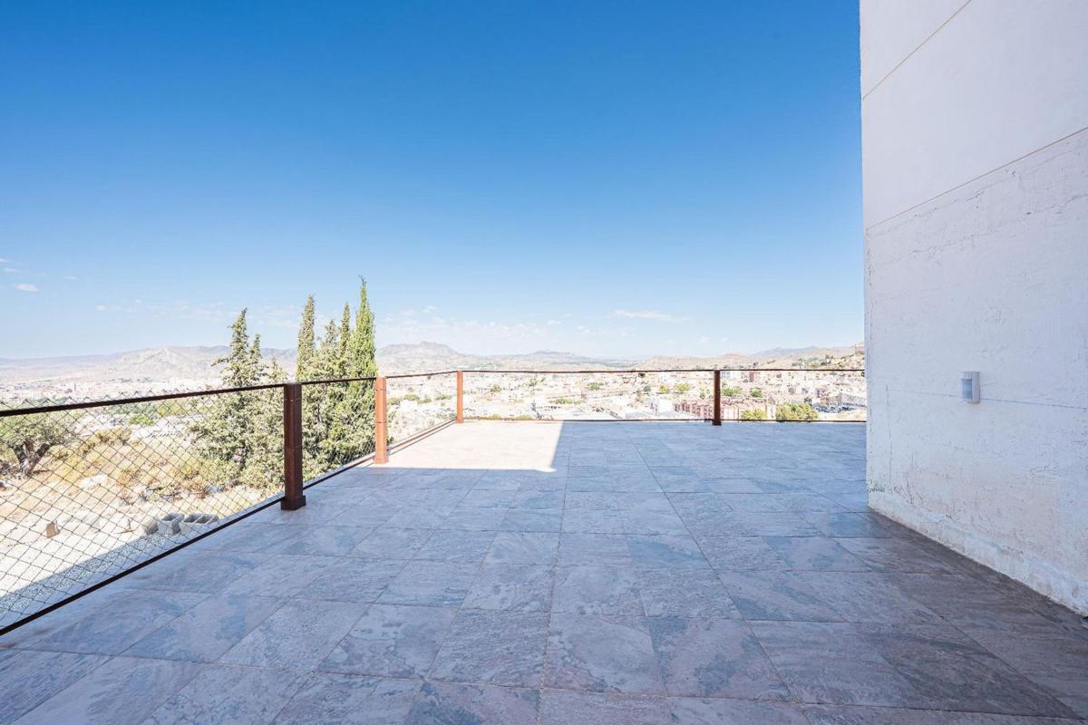 Properties for sale and rent in Spain photo 5