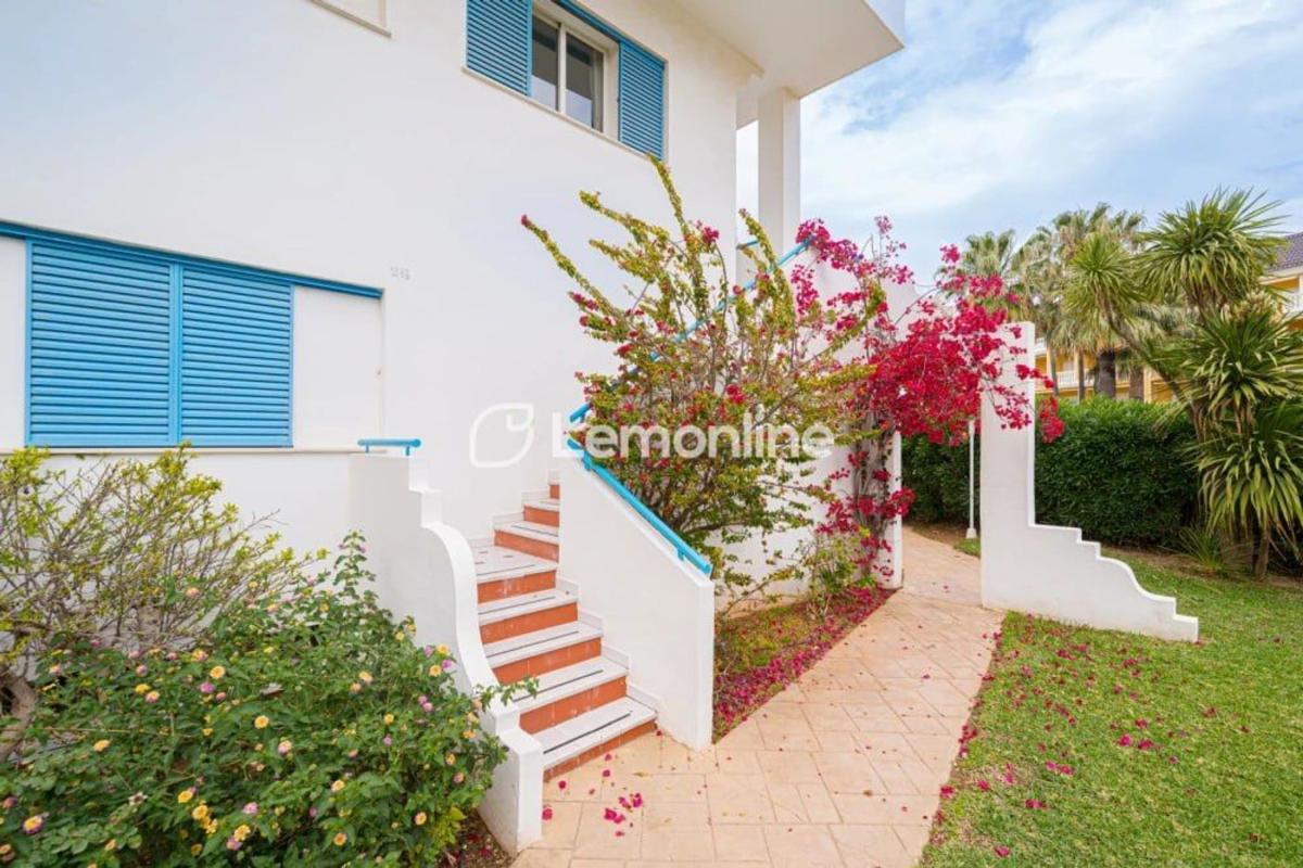 Sale of apartment in Piso en L'Almadrava-L'Estanyò, Denia, Denia
photo 1