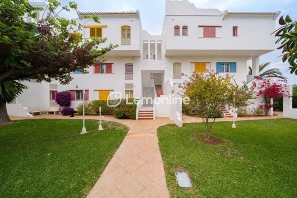 Sale of flat in Piso en L'Almadrava-L'Estanyò, Denia, Denia
thumbnail 2