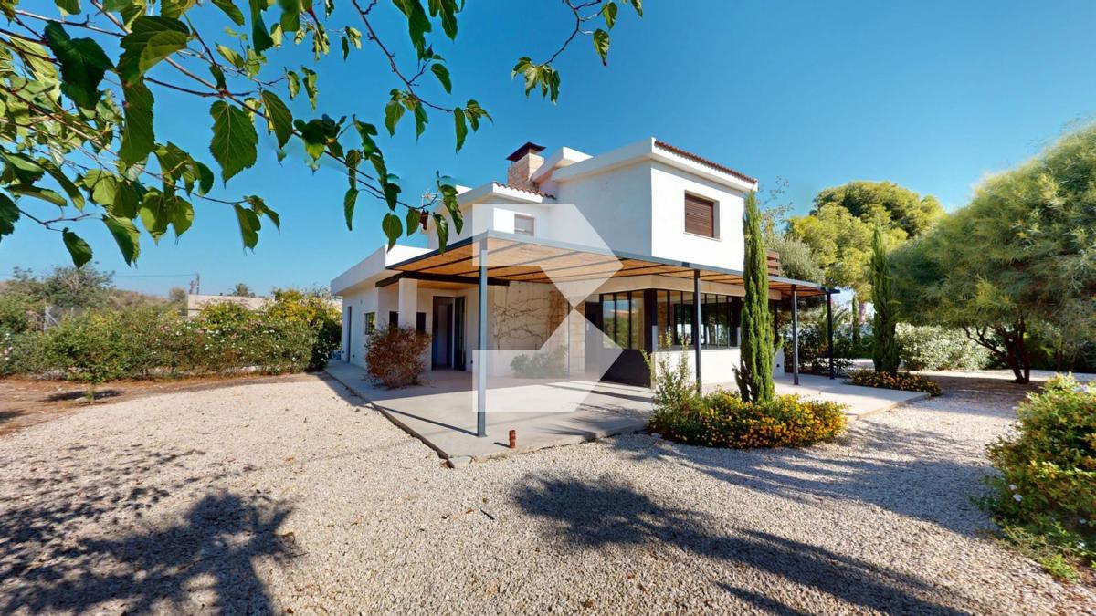 Propiedades en venta y alquiler en España photo 1