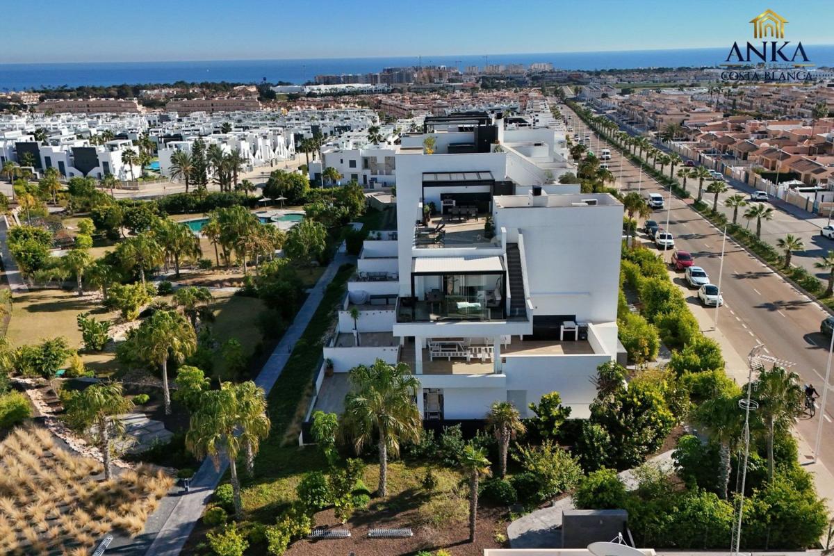 Penthouse sale in Ático en Calle Escorpiones, 229, La Ciñuelica - Villa Rosa, Orihuela, Orihuela photo 1