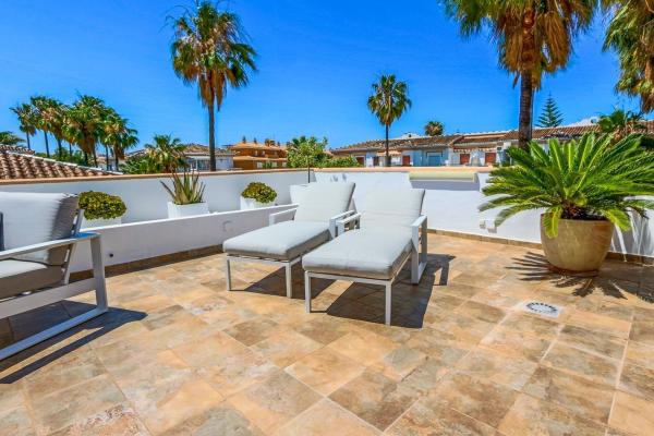 Аттик на продажу в  Ático en Les Bovetes-La Felicidad, Denia, Дения photo 4