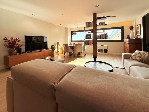 Venta de piso en Piso en Avenida Maisonnave, Ensanche-Diputación, Alicante / Alacant, Alicante / Alacant
 photo 2