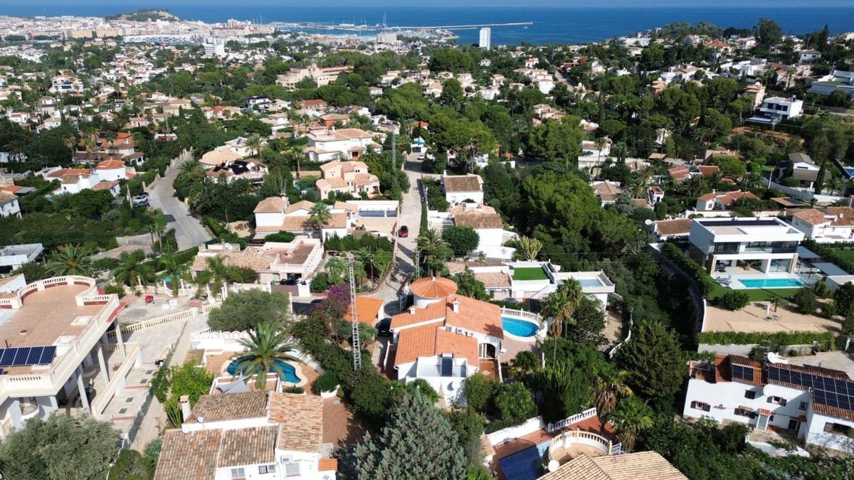 Propiedades en venta y alquiler en España photo 1