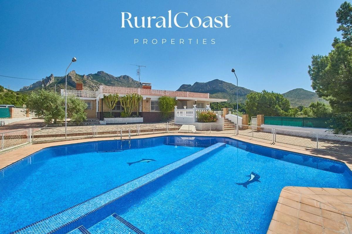 Properties for sale and rent in Spain photo 2