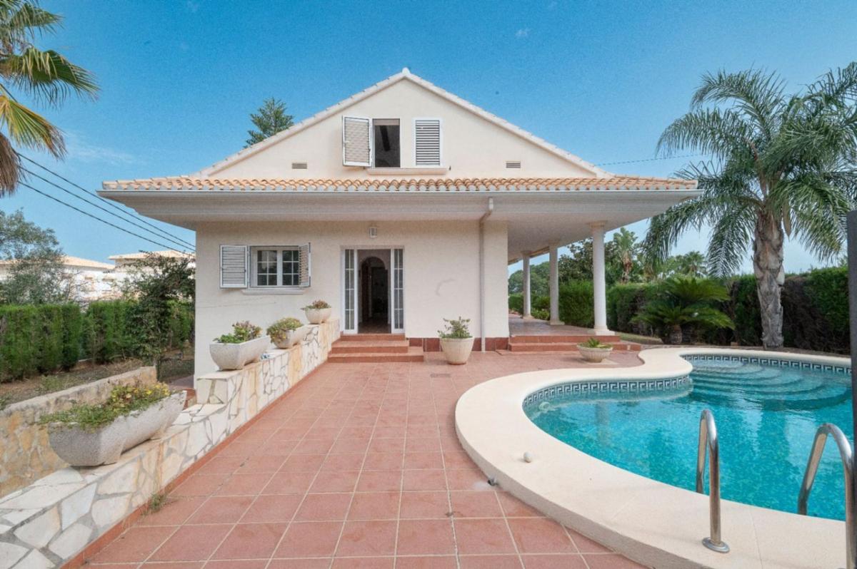 Venta de chalet independiente en Casa o chalet en Camino de la Pedrera, La Pedrera-Vessanes, Denia, Denia
photo 1