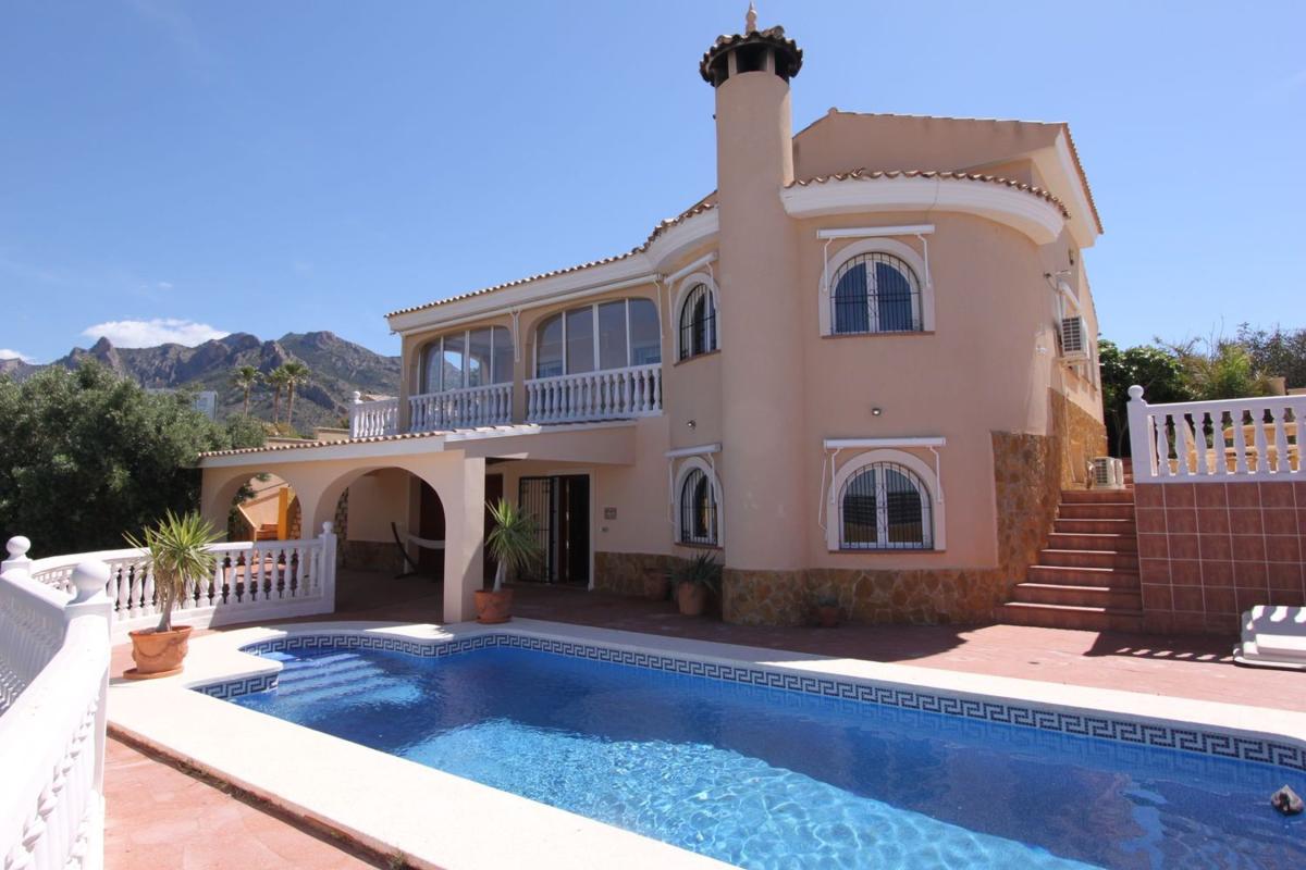 Properties for sale and rent in Spain photo 1
