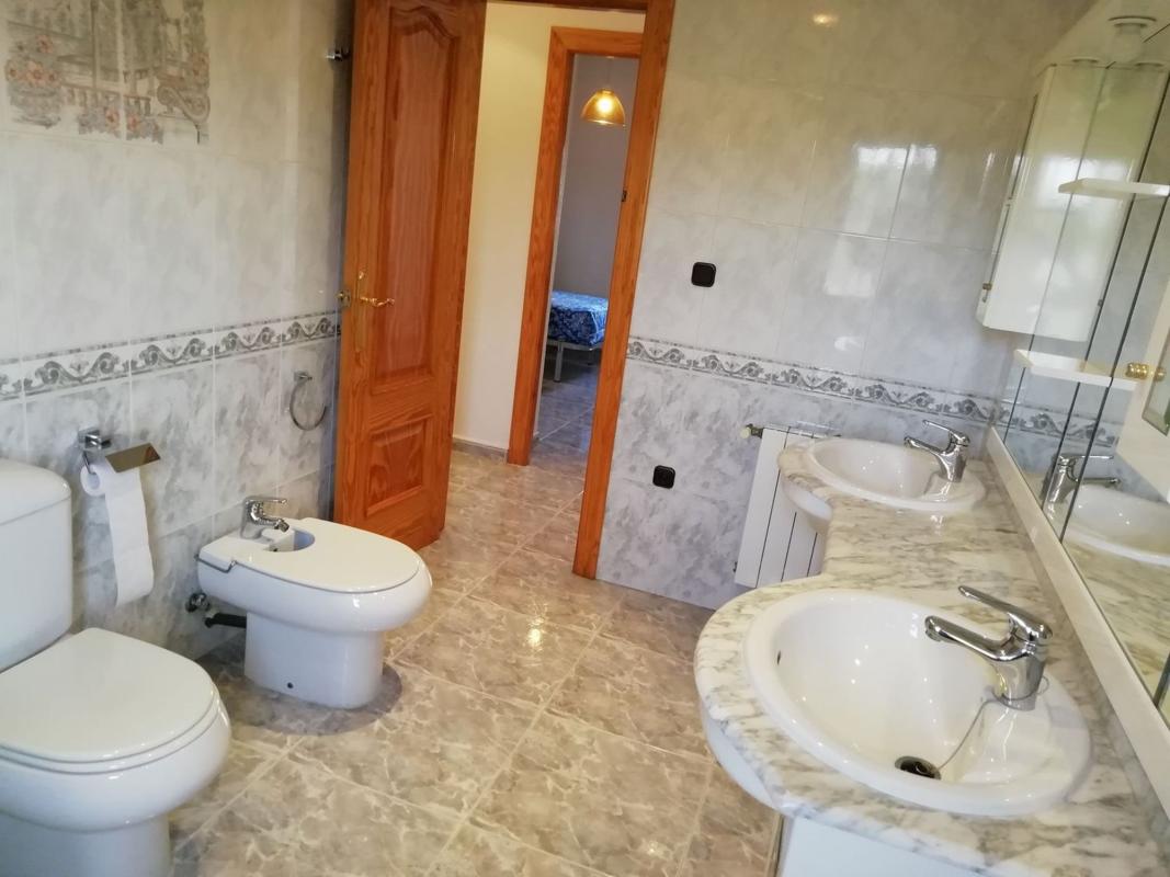 Недвижимость на продажу и в аренду в Испании photo 3