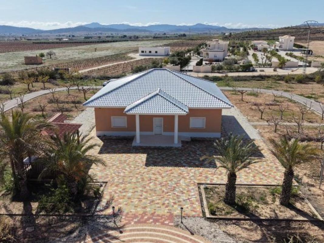 Sale of independent chalet in Casa o chalet en Pinoso, Pinoso
photo 2