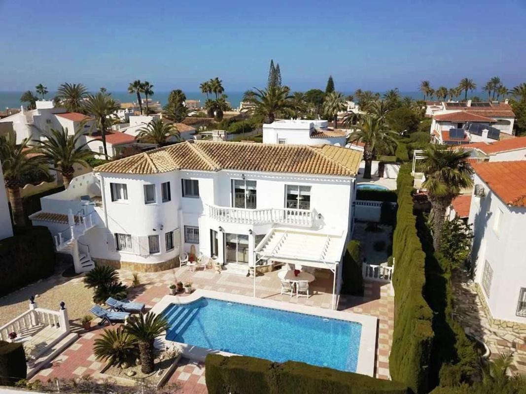 Properties for sale and rent in Spain photo 2