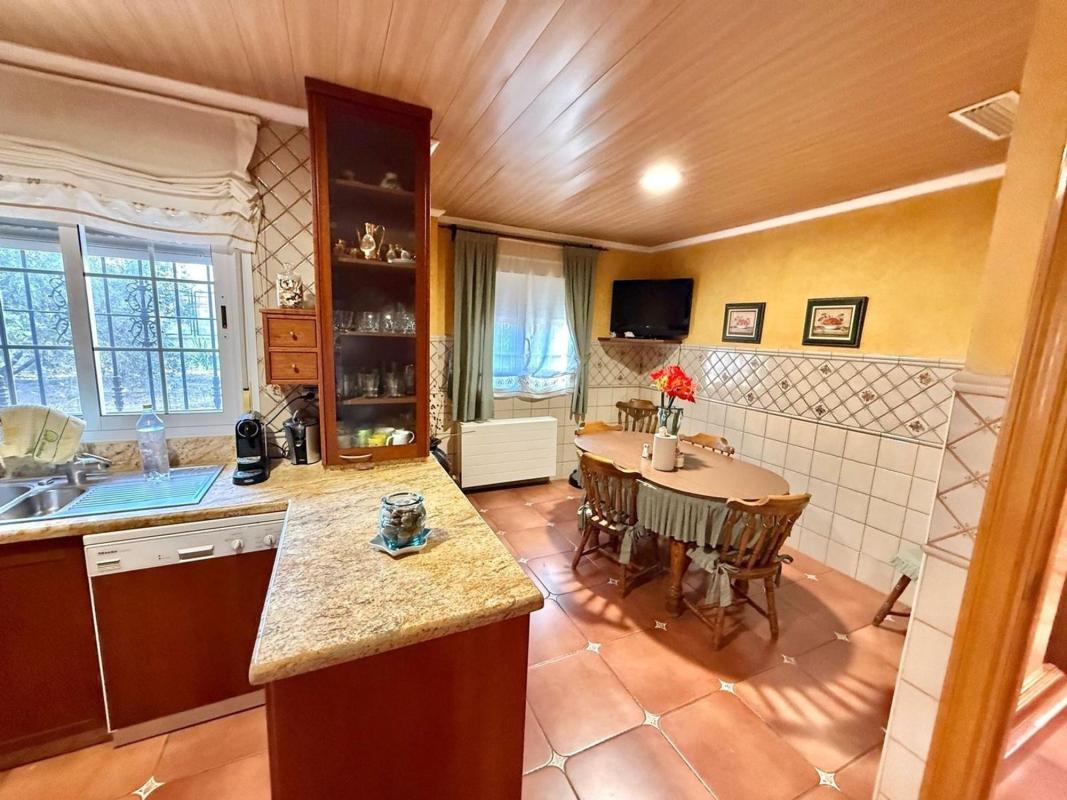 Недвижимость на продажу и в аренду в Испании photo 5