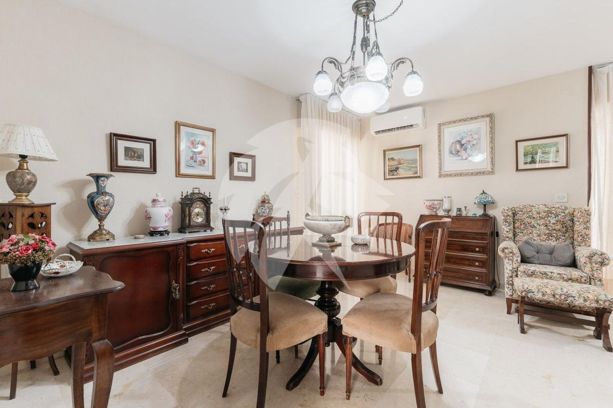 Продажа квартиры на Piso en Calle Pintor Aparicio, Ensanche-Diputación, Alicante / Alacant, Аликанте / Алакант
photo 2