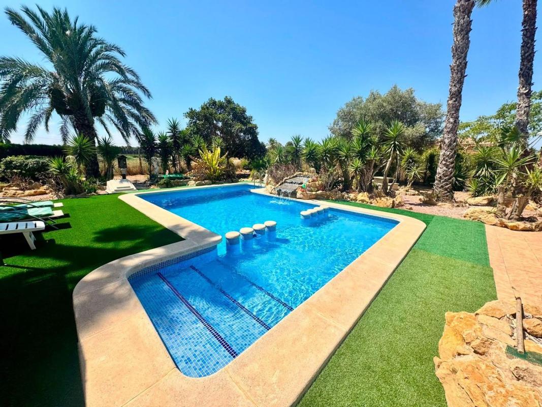 Продажа загородного участка в  Finca rústica en La Hoya-Daimes-El Derramador, Elche / Elx , Эльче / Эльх photo 3